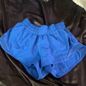 LULULEMON Blue Hotty Hots 2.5